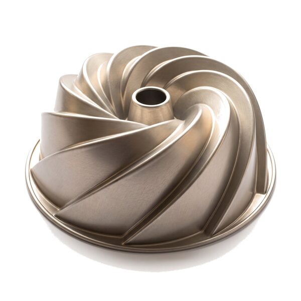 Bundt pan